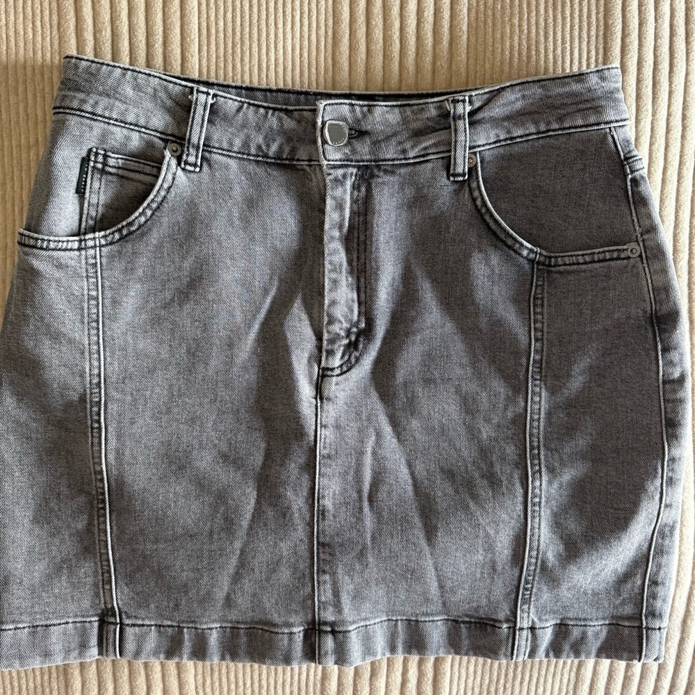 Ted Baker Black and Gray Denim Skirt